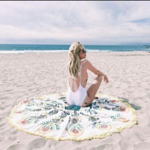 Gypsy Soho Beach Roundie
